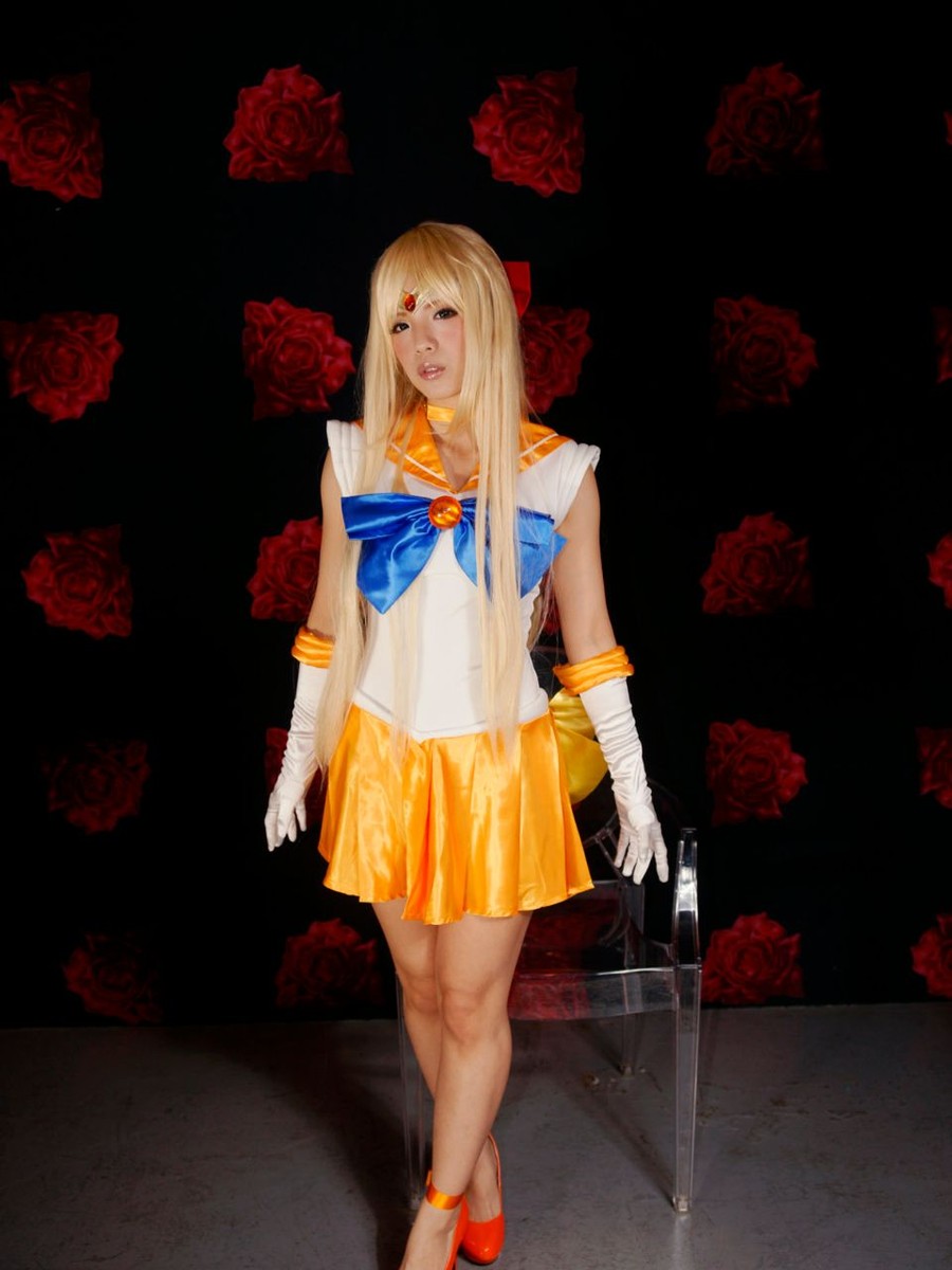 Cover Sailor Venus Cosplay (Meltia)